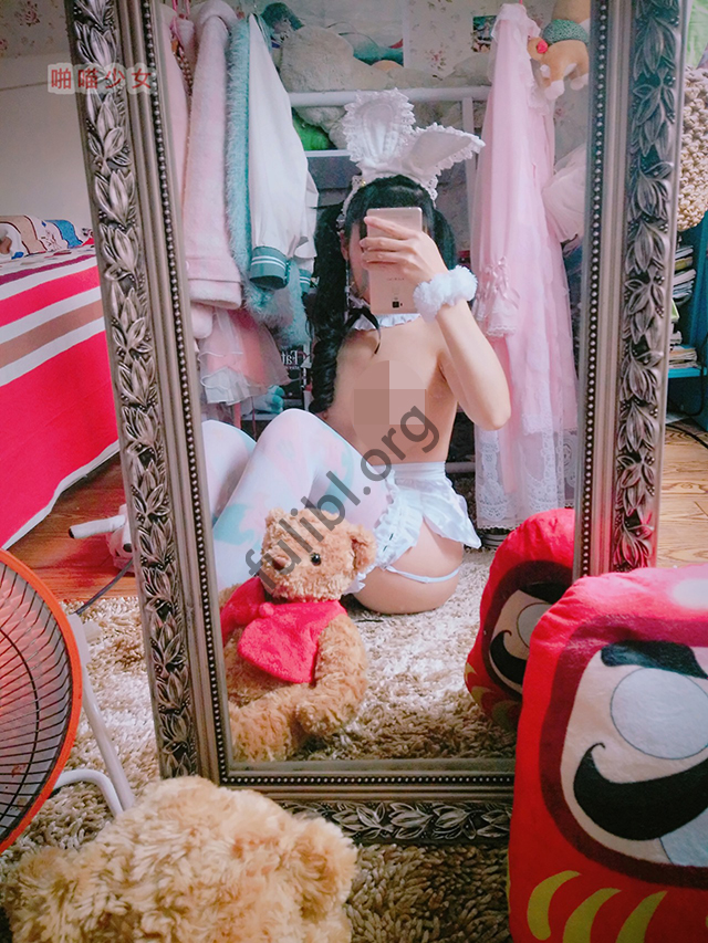 色气喵凛酱 萝莉洋裙[27P/12.9M]