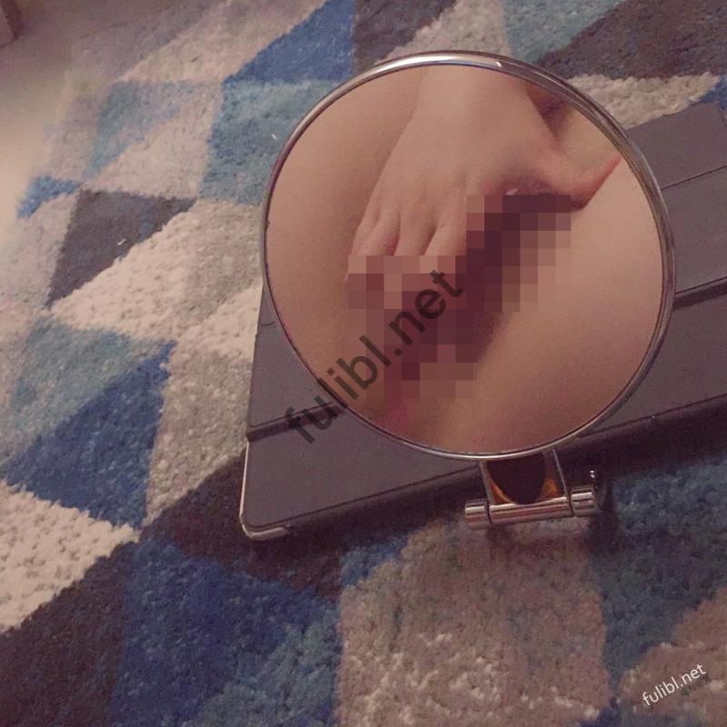 身材一级棒的网红@dolores-al 私房尺度自拍[32P+6GIF/45M]