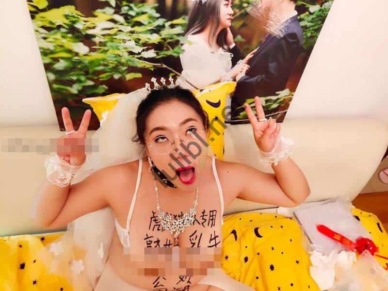 调教已为人妻的熟女语文老师[69P+1V/151M]