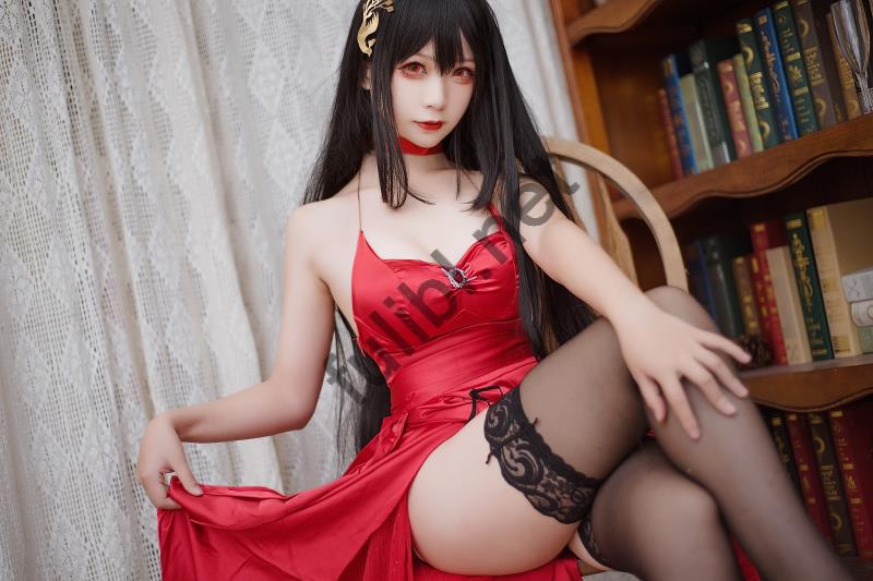 高质量coser@樱落酱w 写真作品11套合集[115P/600M]