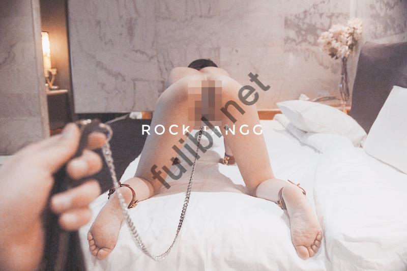 [推荐]露出系抖M网红@rock_tangg 尺度私拍合集[70P+6V/66M]